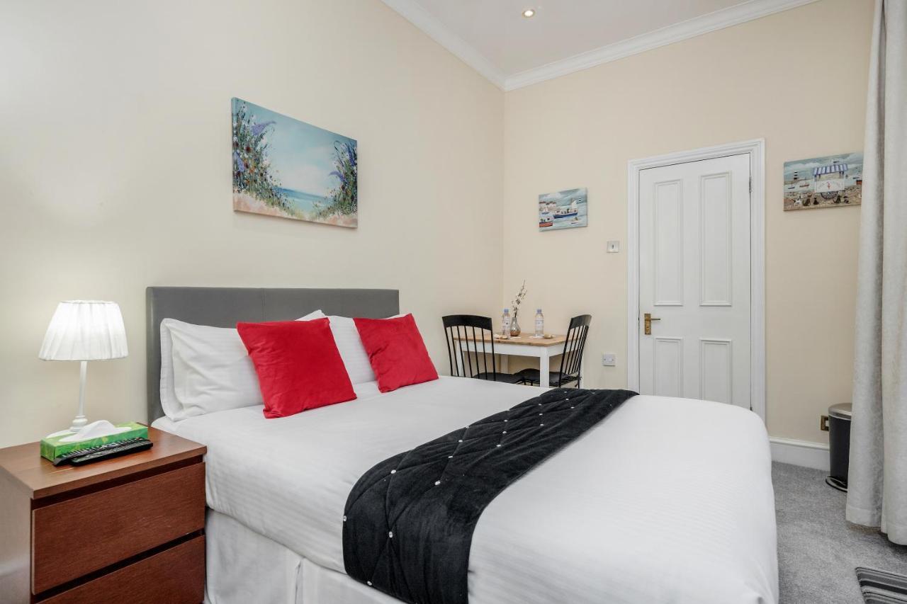 Oxford Street Homestay Londra Dış mekan fotoğraf