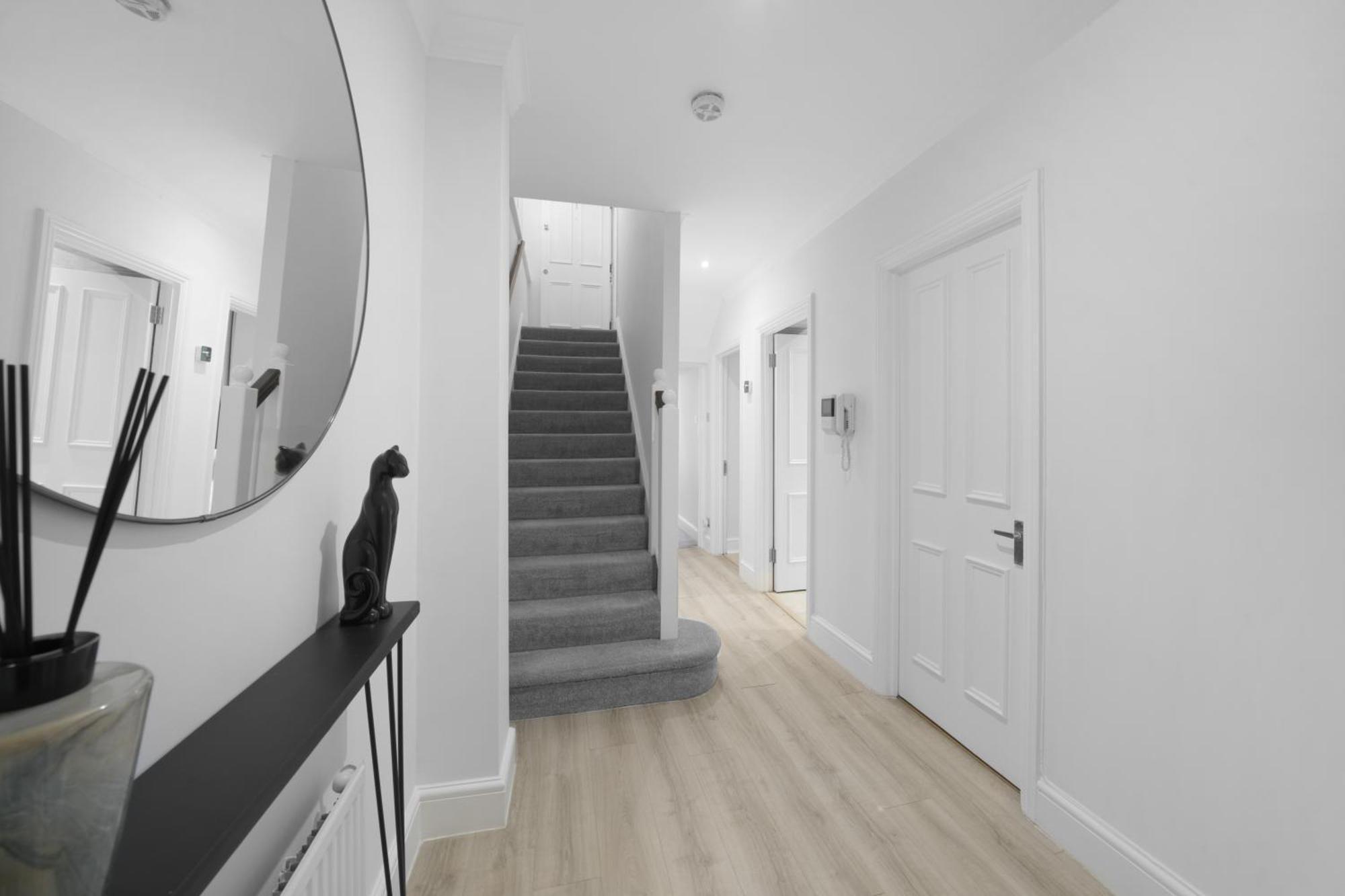 Oxford Street Homestay Londra Dış mekan fotoğraf